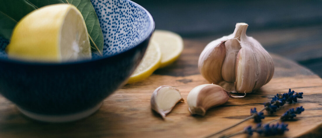 Hypothetisch Theoretisch – Der Podcast | Folge 40: Von Knoblauch und anderen Kuriositäten